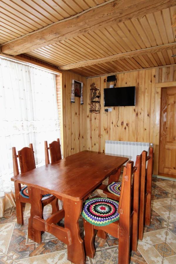 Cottage "Karpatske Shale" ヤレムチャ エクステリア 写真